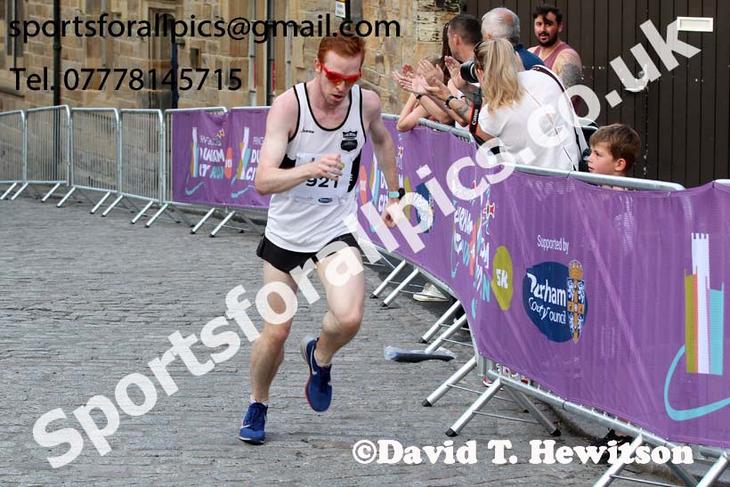 Finish of the Durham City Run 5k,  Durham City Run 5k and 10k. Photo: David T. Hewitson/Sports for All Pics